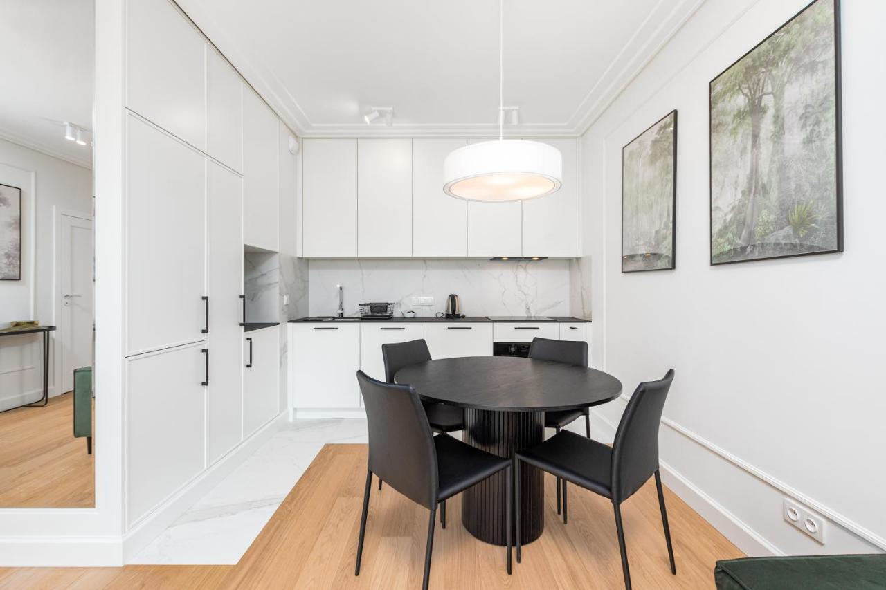 Szwedzka 22B By Homeprime Warsaw Ngoại thất bức ảnh